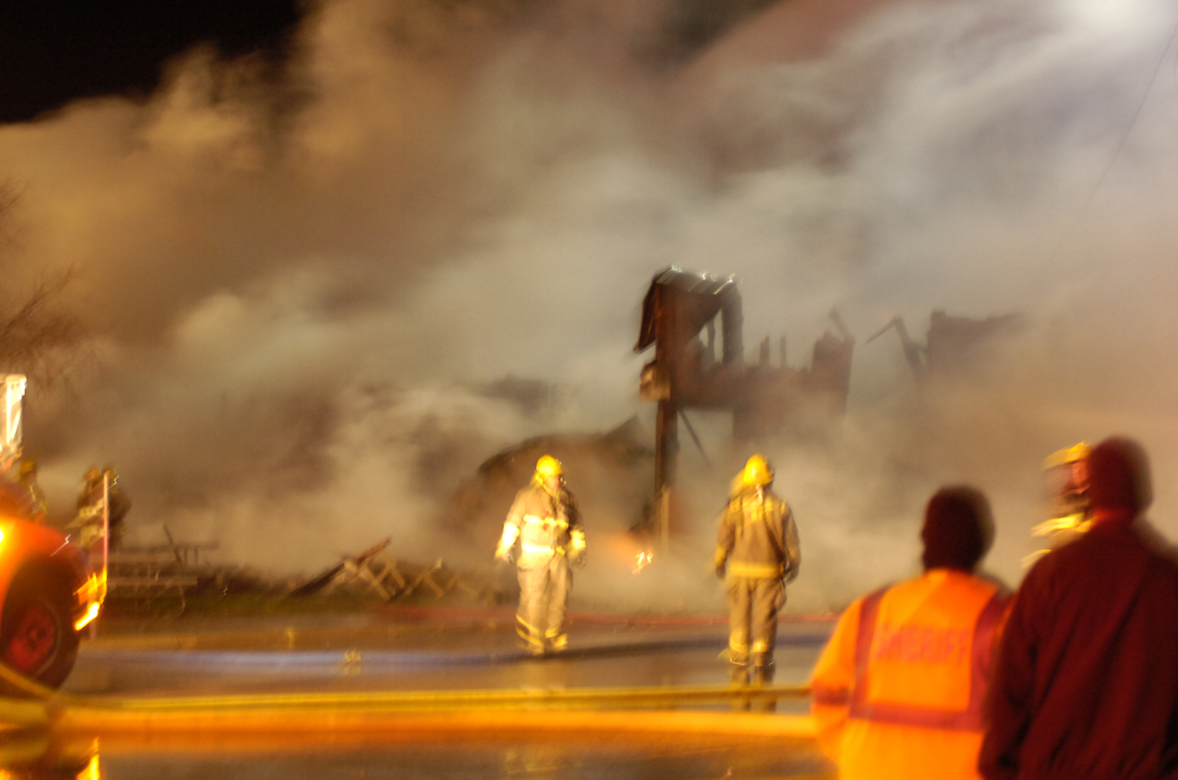Fire destroys building in Lafayette News, Sports, Jobs The Journal